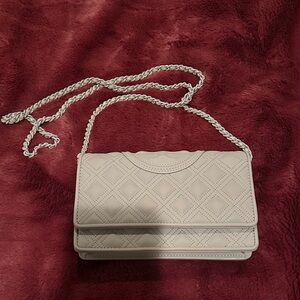 Tory Burch Chain Wallet
